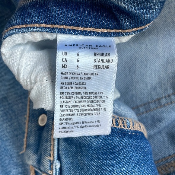 American Eagle Outfitters Mom Straight Jeans - Picture 6 of 9